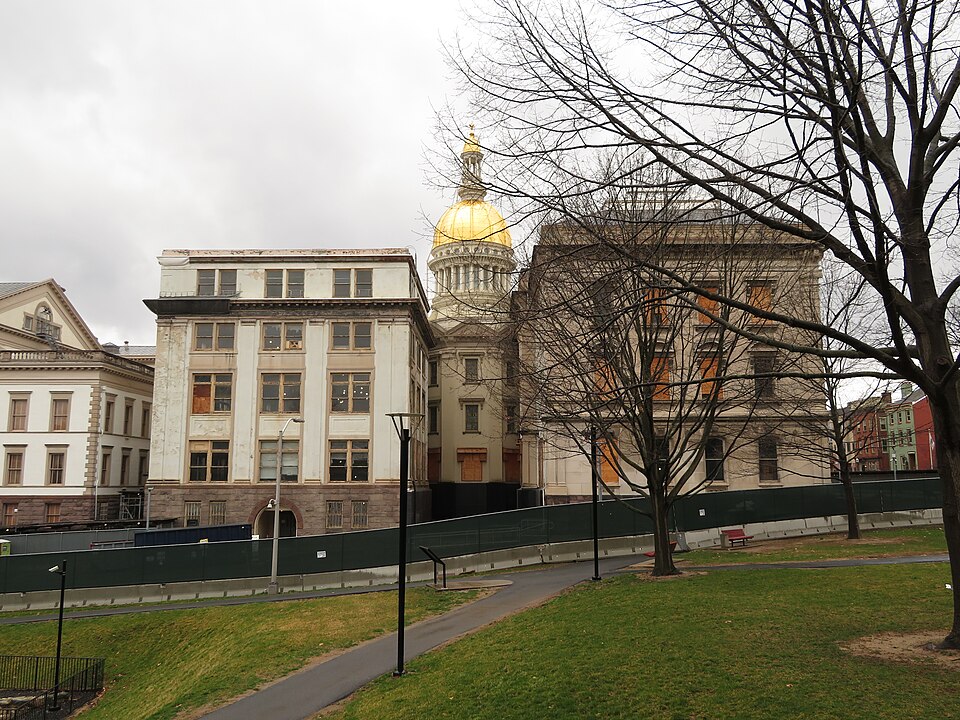 The New Jersey State House is located in Trenton and is the capitol building for the U.S. state of N