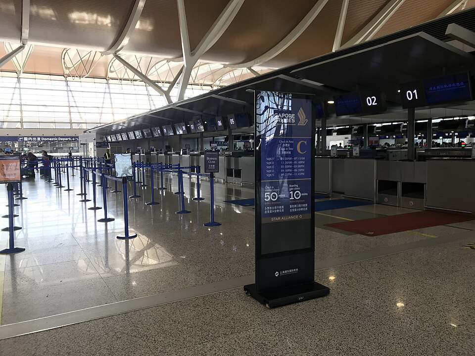201908 Singapore Airlines Check-in Counter at PVG