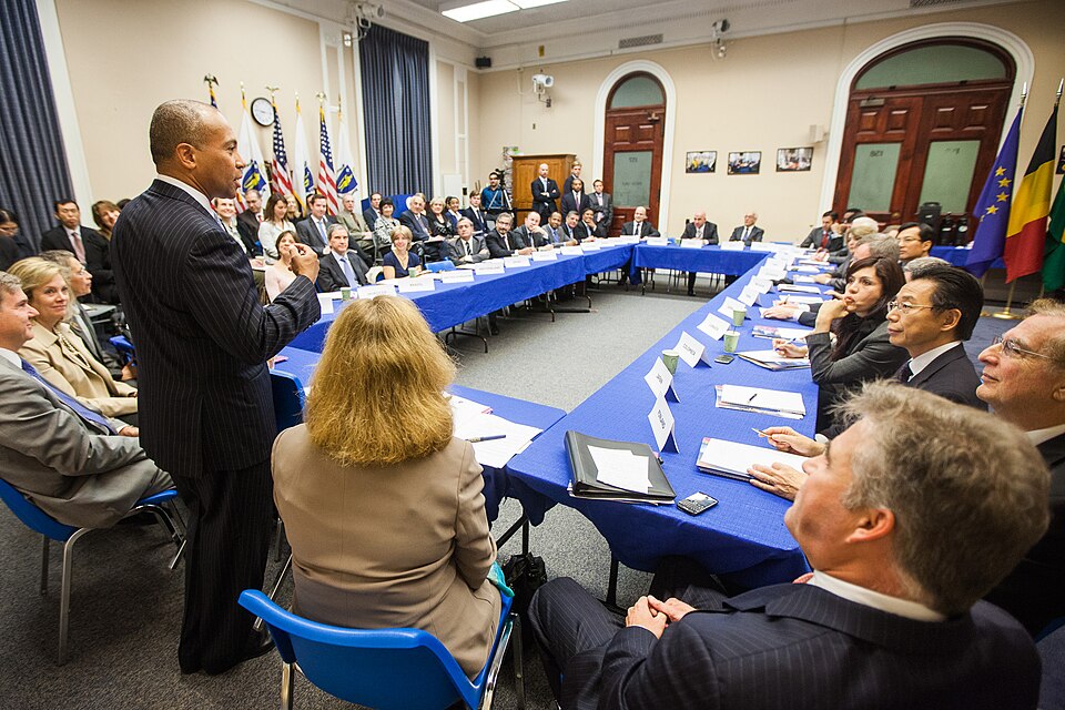 Thursday, October 4, 2012 - Governor Patrick hosts an innovation economy briefing with the Consular 