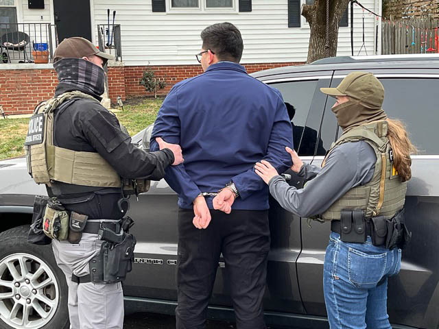 ICE Washington, D.C. works with federal law enforcement partners (HSI, FBI, and ATF) to apprehend an illegally present alien in Arlington, Virginia, Feb. 11.