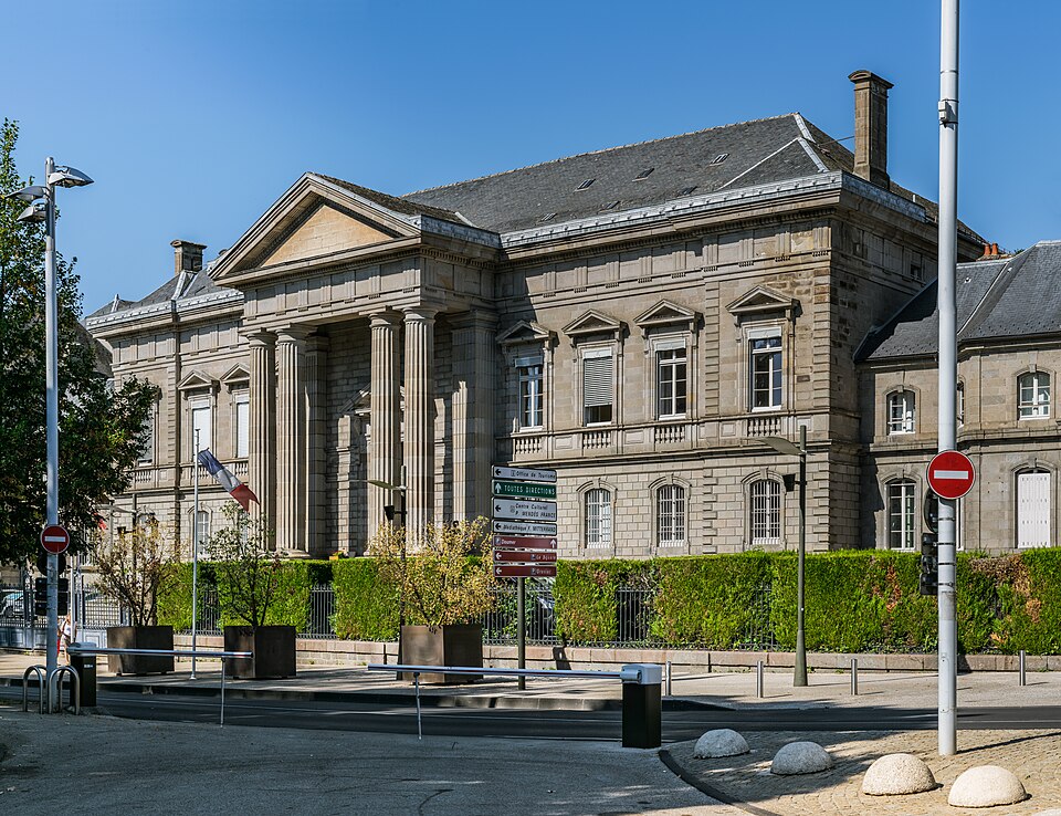 NOTE: This image is a panorama  consisting of 9 frames that were merged or stitched in Adobe Lightro